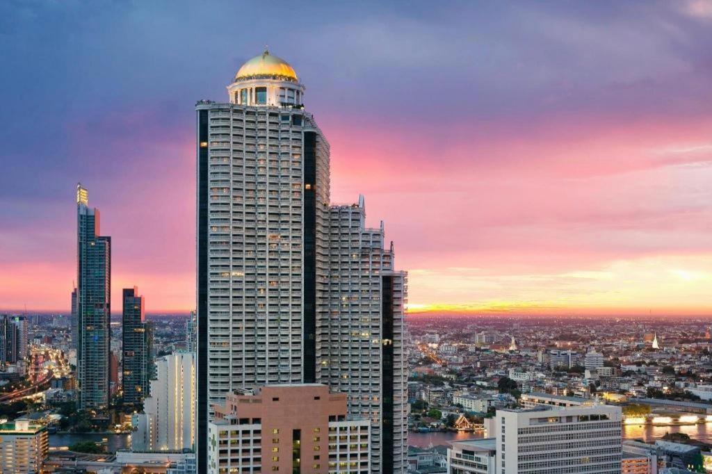 Ban Thungdang Housetel Bangkok Hotel Exterior photo